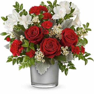 Teleflora's Midnight Kiss Bouquet